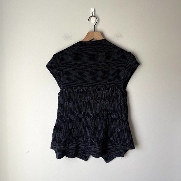 Karen Millen Black Gray Short Sleeve Sweater Size Small - Picture 3 of 4